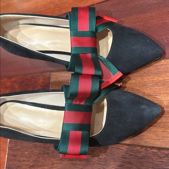 Bow heels - Picture 6 of 7